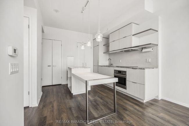 4301 - 197 Yonge St, Condo with 1 bedrooms, 1 bathrooms and null parking in Toronto ON | Image 17