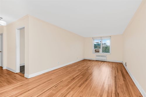 apt-c35-1304 Midland Ave, Yonkers, NY, 10704-1442 | Card Image