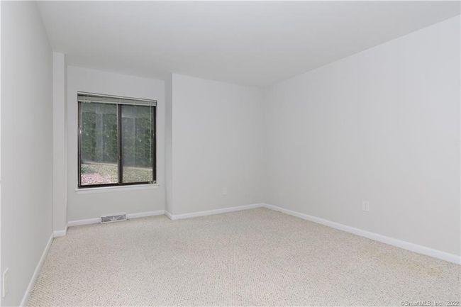 21 - 21 Hills Ln, Condo with 2 bedrooms, 2 bathrooms and null parking in Westport CT | Image 20