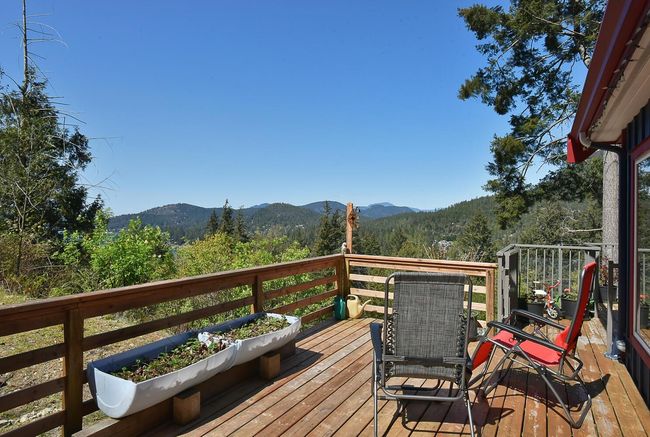 5280 Cecil Hill Rd, House other with 3 bedrooms, 2 bathrooms and 4 parking in Madeira Park BC | Image 4