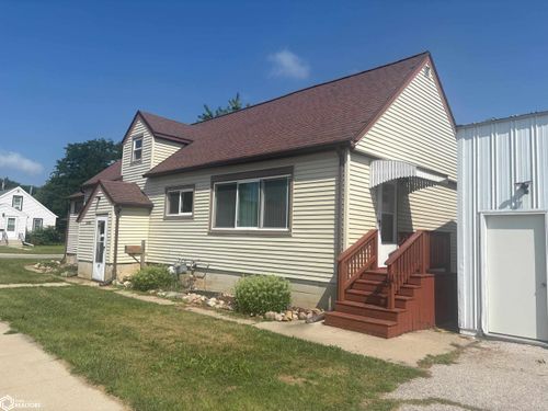 102 Ohio Ave, Iowa Falls, IA, 50126-1730 | Card Image
