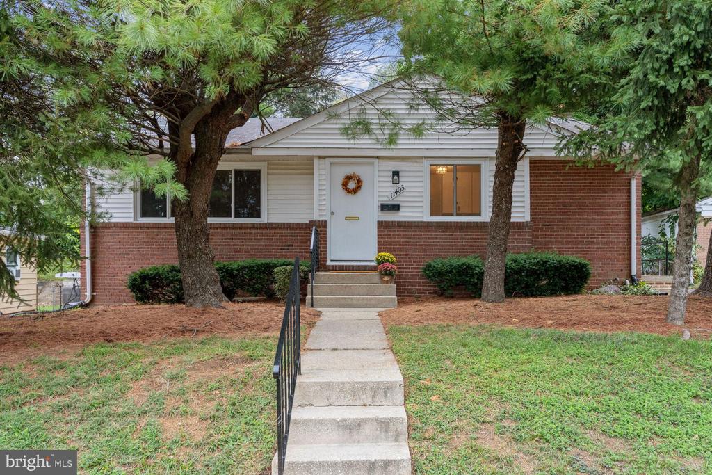 Sherrie Ln, Silver Spring, MD 20902