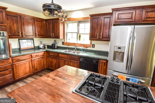 387 Fredonia Church Rd, Home with 3 bedrooms, 2 bathrooms and 2 parking in BARNESVILLE GA | Image 19