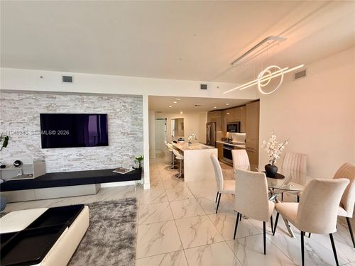 1409-2000 Metropica Way, Sunrise, FL, 33323-3223 | Card Image