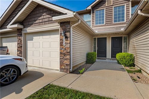 4318 Ne 83rd St, Kansas City, MO, 64119-4502 | Card Image