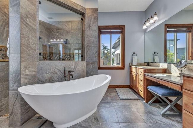 107 Sunset Dr, House other with 3 bedrooms, 5 bathrooms and null parking in NOKOMIS FL | Image 4