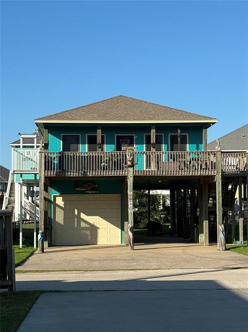 984 Albatross Lane, Crystal Beach, TX, 77650 | Card Image