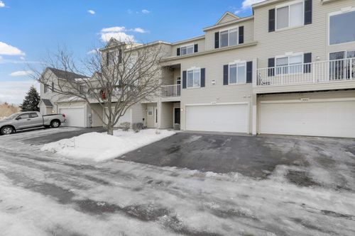 3844 Abercrombie Ln, Stillwater, MN, 55082-4285 | Card Image