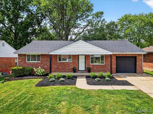 1913 Hurstgreen Dr, Overland, MO, 63114-5735 | Card Image