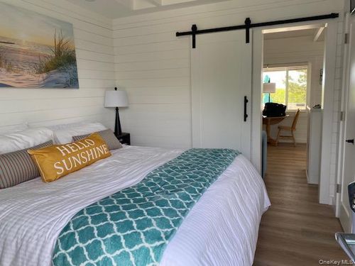 20-2178 Montauk Hwy, Amagansett, NY, 11930 | Card Image