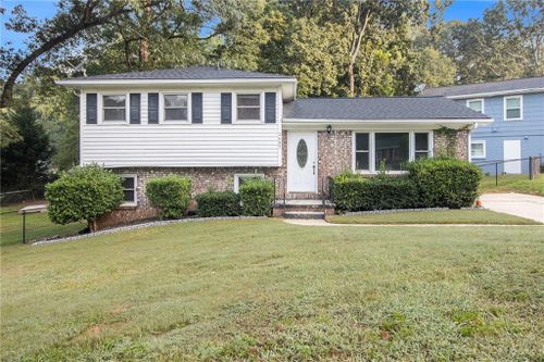 2657 Crestdale Circle Se, Atlanta, GA, 30316 | Card Image