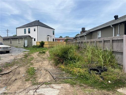 1317 S Salcedo Street, New Orleans, LA, 70125 | Card Image