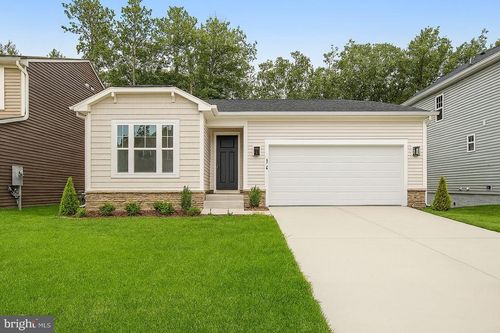 7106 Braxton Ct, Ruther Glen, VA, 22546-2460 | Card Image