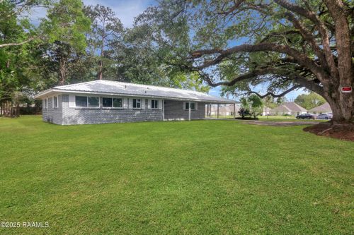 4100 Moss St, Lafayette, LA, 70507-4122 | Card Image