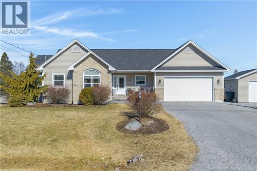15 Trillium Dr, Quispamsis, NB, E2E0K9 | Card Image
