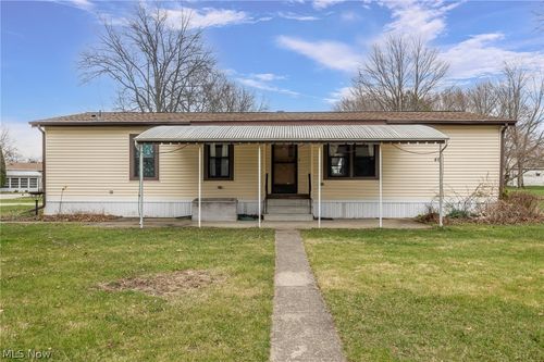 46 Sycamore Dr, Olmsted Twp, OH, 44138-2981 | Card Image