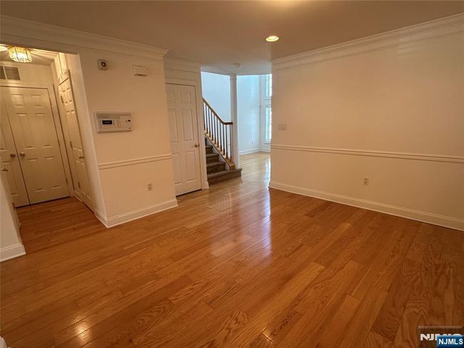 35 Magnolia Way, House attached with 3 bedrooms, 3 bathrooms and null parking in North Haledon NJ | Image 17