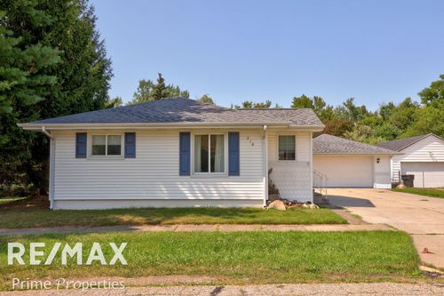 216 Beecher St, Otisville, MI, 48463-7712 | Card Image