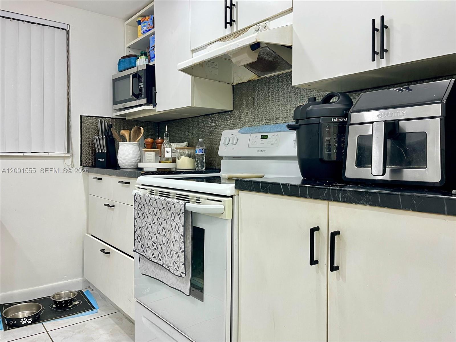 Residential Lease in North Miami 4