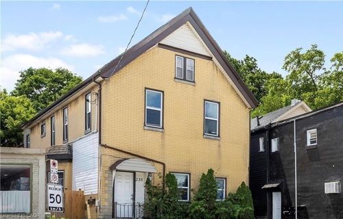235 Hamilton Rd, London, ON, N5Z1P9 | Card Image