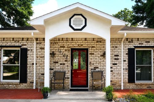 10108 Woodhollow Dr, Conroe, TX, 77385-3808 | Card Image