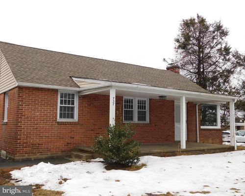 737 Churchville Rd, SOUTHAMPTON, PA, 18966-4715 | Card Image