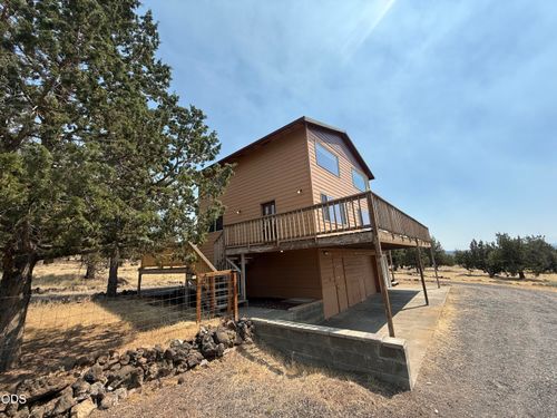 8501 Sw Shad Rd, Terrebonne, OR, 97760-7798 | Card Image