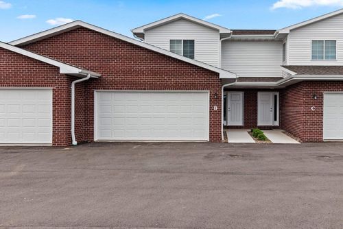 13193-B Velp Avenue, SUAMICO, WI, 54313 | Card Image