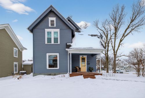 501 4th St, Traer, IA, 50675-1109 | Card Image