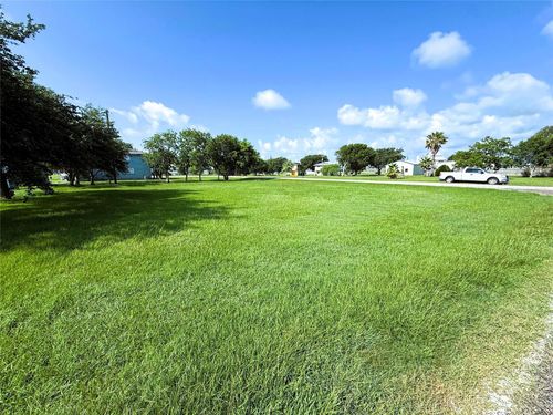 00 Swallow Ct, Palacios, TX, 77465 | Card Image