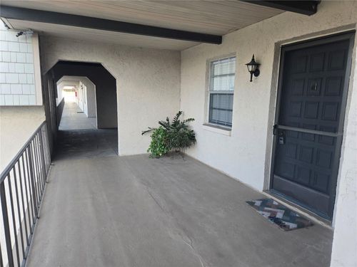 305c-8681 Bardmoor Blvd, SEMINOLE, FL, 33777-2279 | Card Image