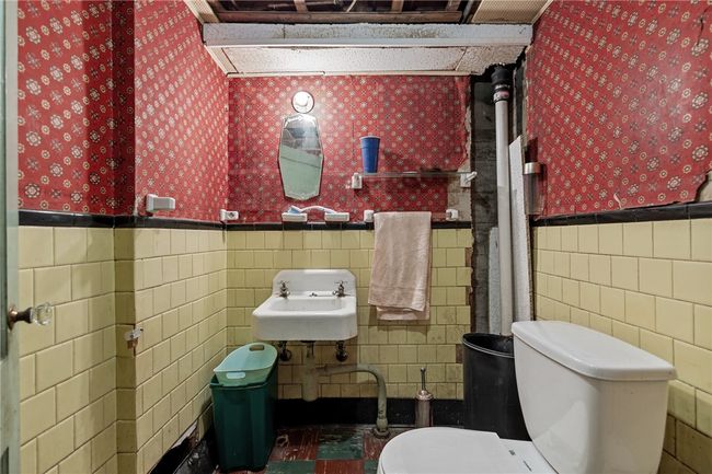 41 Higgins Ave, Home with 4 bedrooms, 3 bathrooms and 5 parking in Providence RI | Image 40