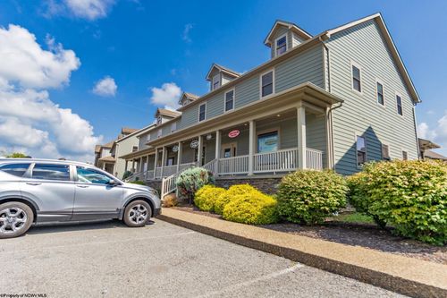 7000 Coombs Farm Dr, Morgantown, WV, 26508 | Card Image