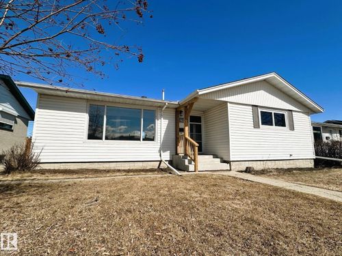 5504 94a Ave Nw, Edmonton, AB, T6B0Y5 | Card Image