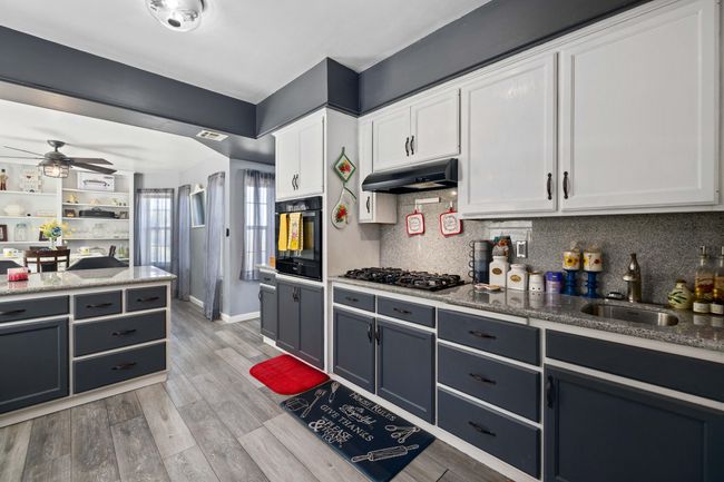 18401 Pellisier Rd-35 | Image 28