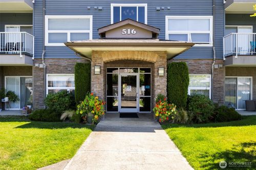 unit-207-516 Darby Dr, Bellingham, WA, 98226-7802 | Card Image