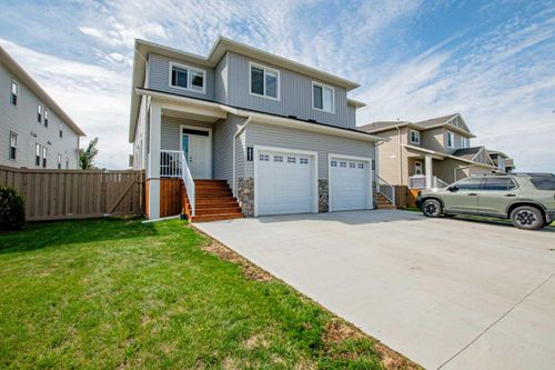 10227A 149 Ave, Grande Prairie, AB, T8X0R8 | Card Image