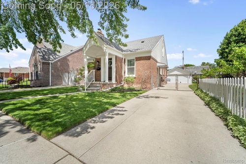 15170 Euclid Ave, Allen Park, MI, 48101-2932 | Card Image