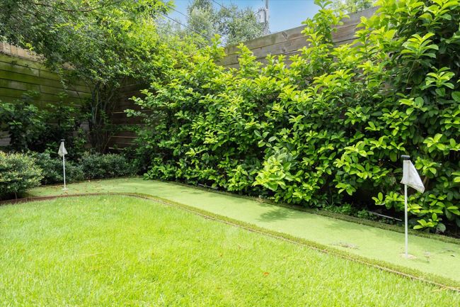 1010 Waltway Dr, House other with 5 bedrooms, 6 bathrooms and 2 parking in Houston TX | Image 50