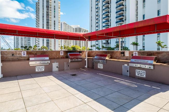 APT-1906 - 3675 N Country Club Dr, Condo with 2 bedrooms, 2 bathrooms and null parking in Aventura FL | Image 53