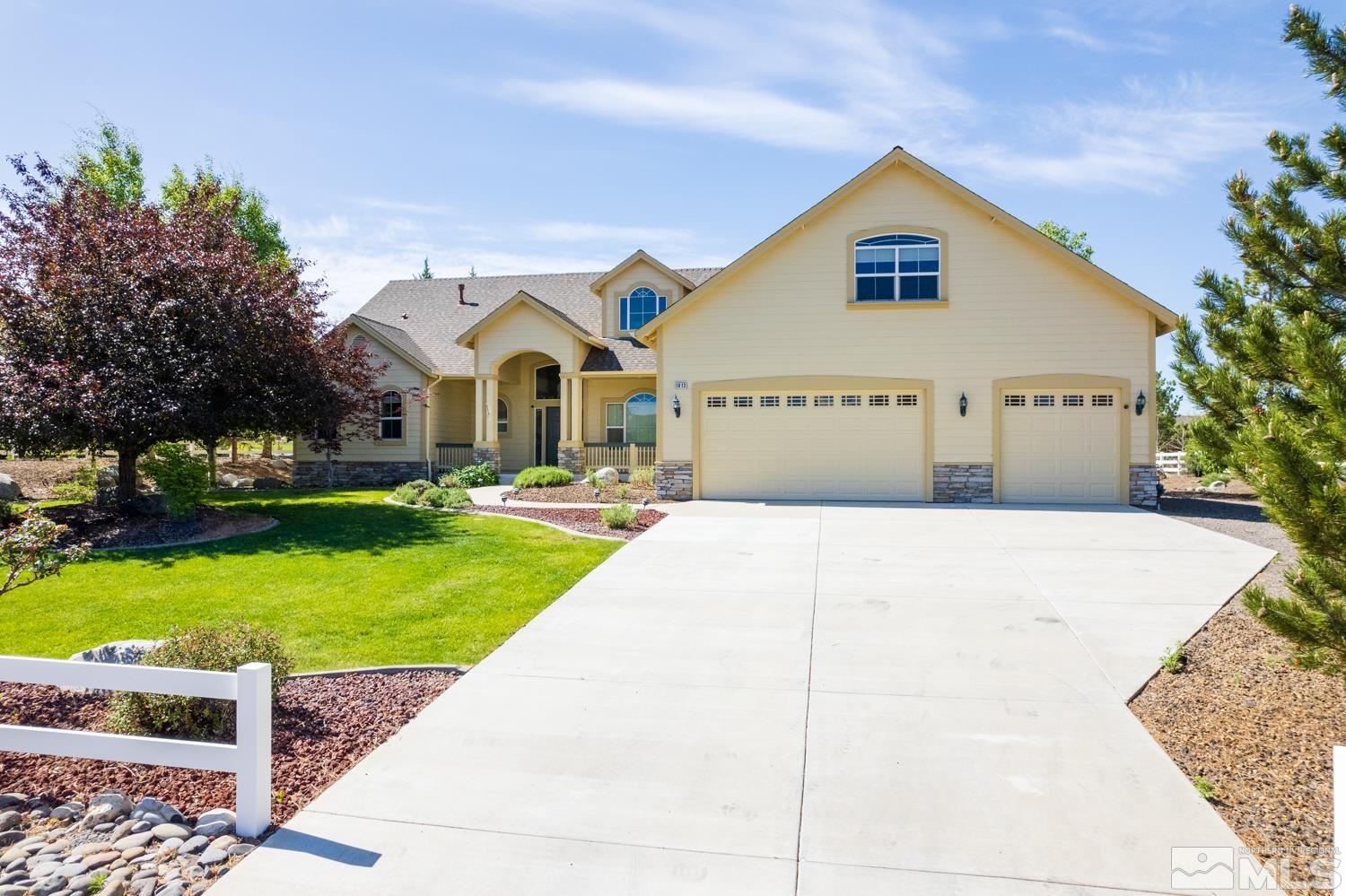Shirley St, Minden, NV 89423