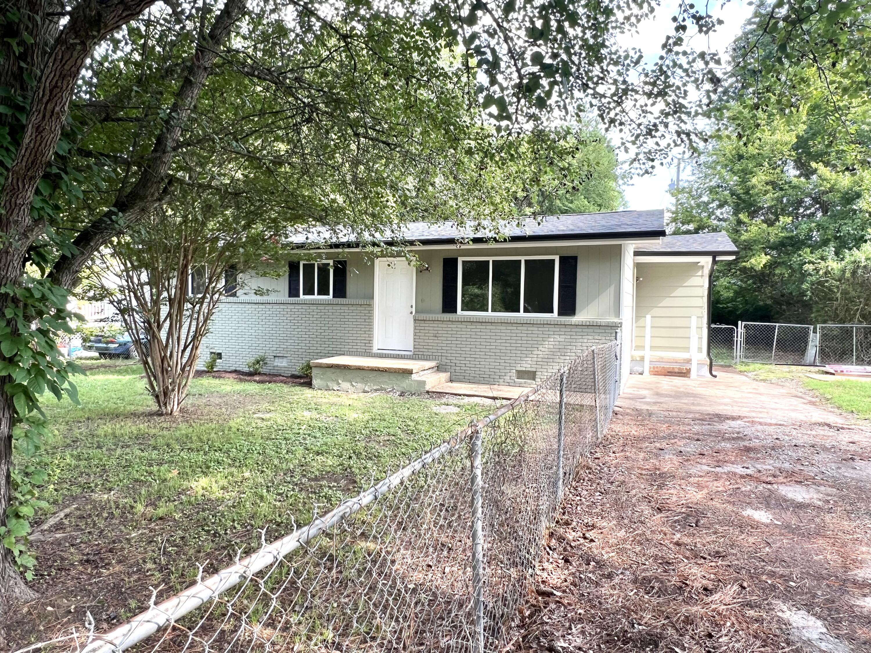 Karen Dr, Ringgold, GA 30736