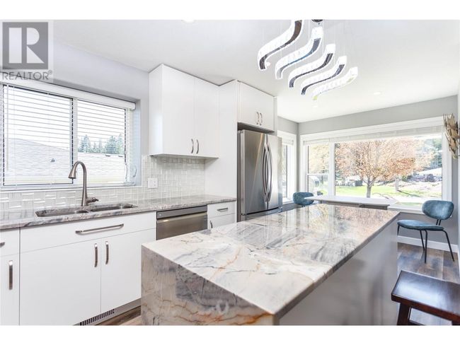 APT-4 - 2675 Pine Ave, Home with 3 bedrooms, 3 bathrooms and 3 parking in Lumby BC | Image 5