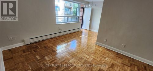 203-837 Roselawn Avenue, Toronto (Briar Hill-Belgravia), ON, M6B1B5 | Card Image