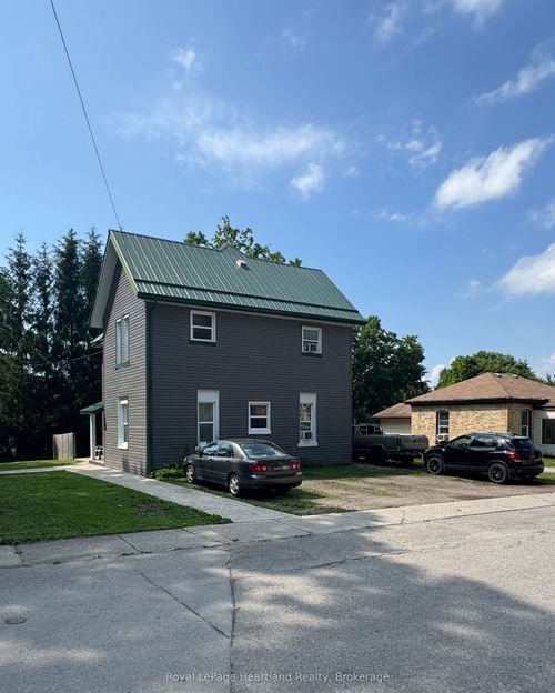 103 Patrick St E, Wingham, ON, N0G2W0 | Card Image