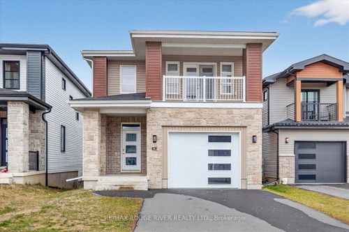 46 Erie Crt, Amherstview, ON, K7N0E3 | Card Image