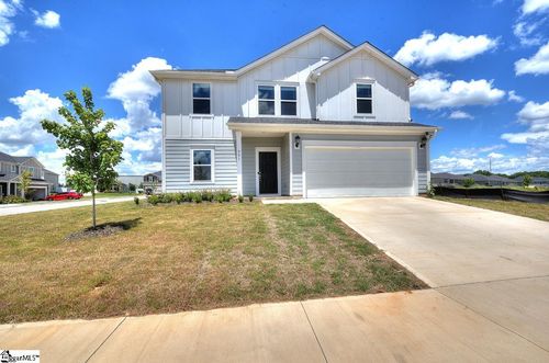 601 Hollybank St, Fountain Inn, SC, 29644-9304 | Card Image