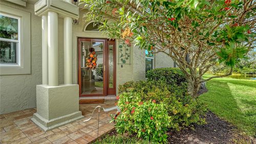 302 Lansbrook Dr, VENICE, FL, 34292-4608 | Card Image