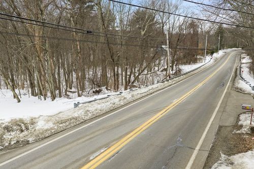 60 Webster St, Douglas, MA, 01516-2247 | Card Image