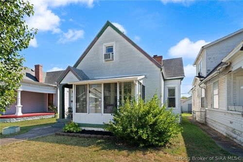 2402 E Market St, New Albany, IN, 47150-1512 | Card Image